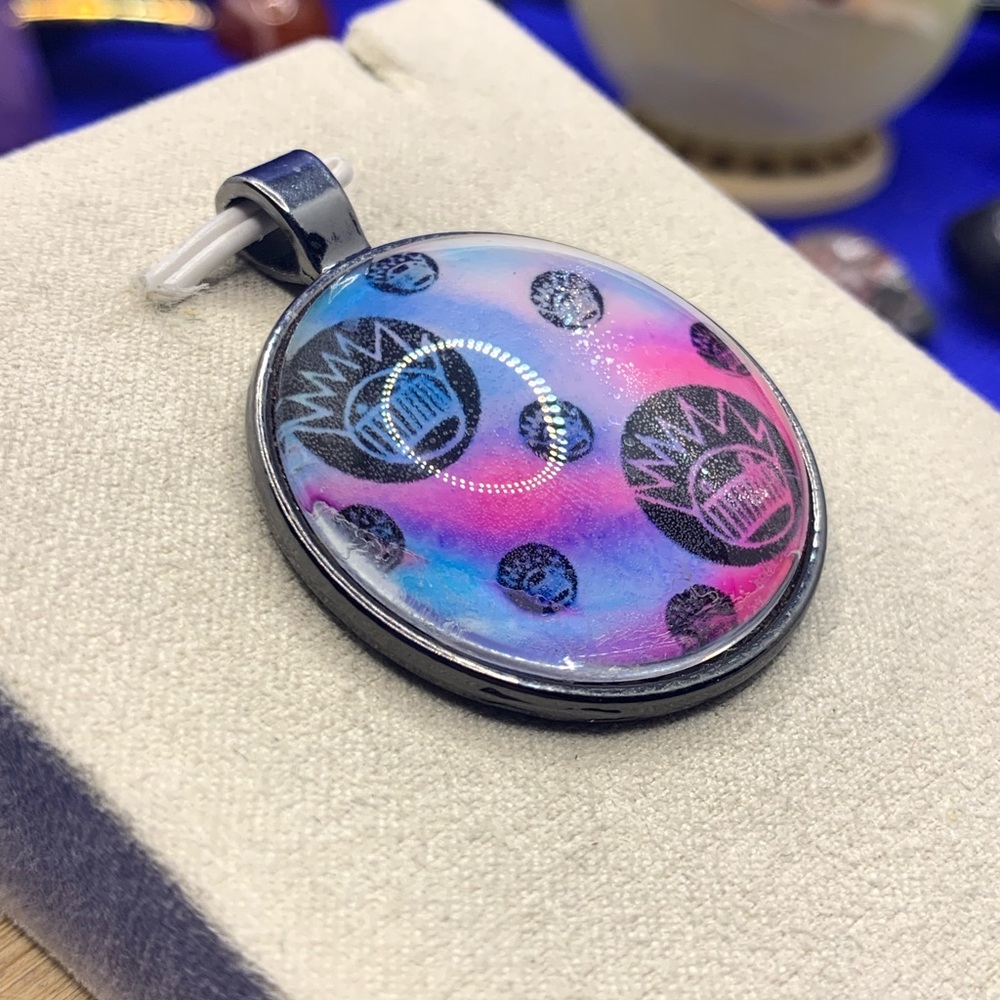 WEEN Boognish Tie-Dye Pendant Necklace! With Chain & FREE WEEN GIFT! - Picture 6 of 11